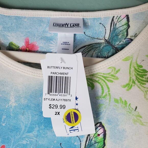 Liberty Lane Womens Parchment All Over Butterfly Bunch Scoop Neck Size 2X - Picture 3 of 5